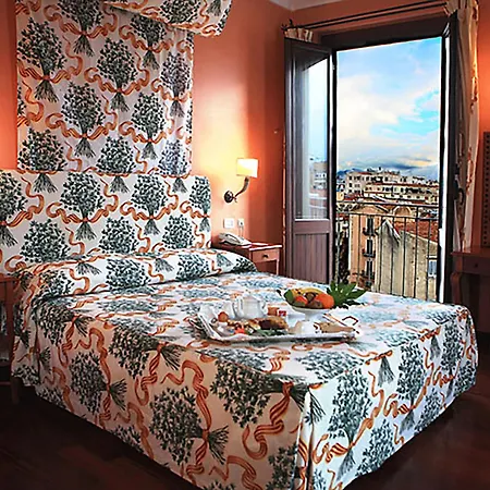 Vecchio Borgo 4*