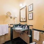Vecchio Borgo 4*