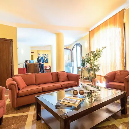 Vecchio Borgo Hotel 4*